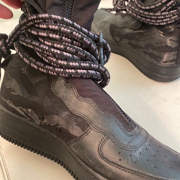 NWOT Nike Air Force 1 High boots AA 1128-002 - Picture 12 of 16